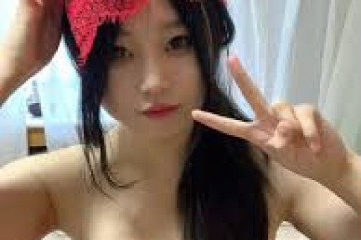 曝霍启山将大婚！女方黑料被扒曾发文辱华网友为如章子怡叫屈